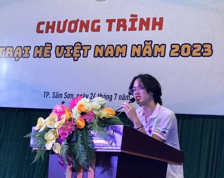 Trại hè Việt Nam 2023: Đêm giao lưu lửa trại thắm đượm tình đoàn kết - ảnh 3
