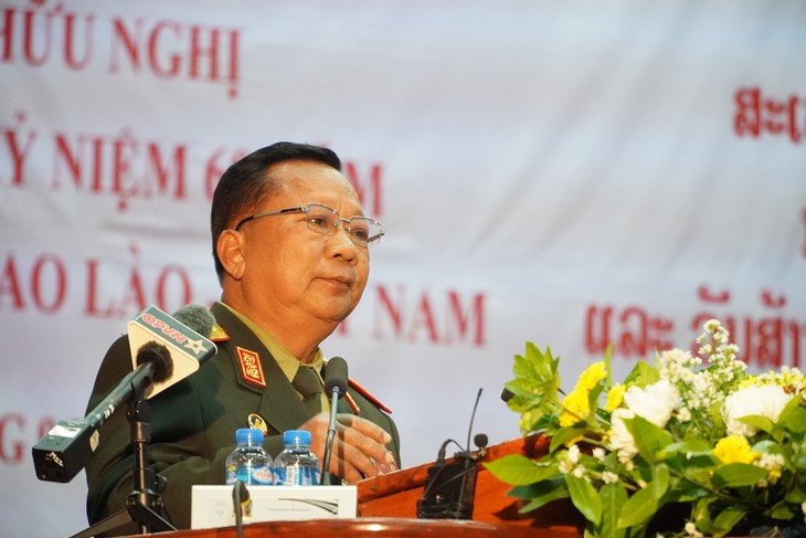 Quân và dân Lào ghi nhớ sự hy sinh cao cả của quân tình nguyện và chuyên gia Việt Nam - ảnh 2