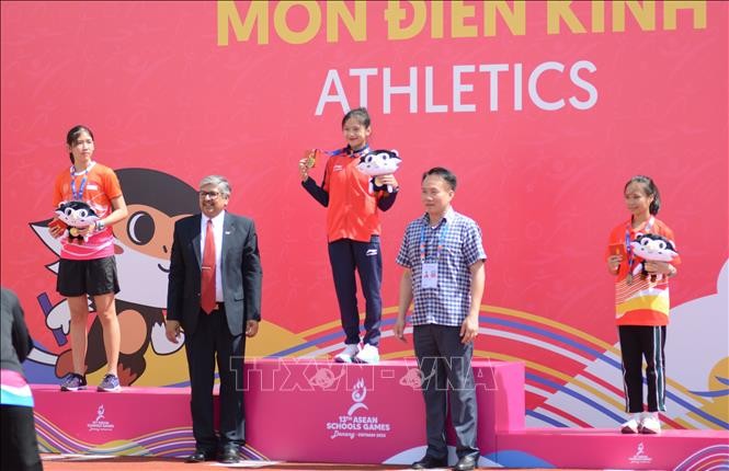 Đại hội Thể thao học sinh Đông Nam Á: Hoàng Thị Ngọc Anh đoạt Huy chương Vàng nội dung chạy 3.000m nữ - ảnh 1