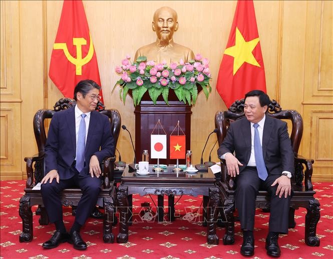 Chủ tịch Hội đồng lý luận Trung ương Nguyễn Xuân Thắng tiếp Đại sứ Nhật Bản tại Việt Nam - ảnh 1