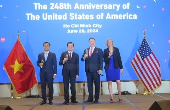 Kỷ niệm lần thứ 248 Ngày Quốc khánh Hoa Kỳ tại Thành phố Hồ Chí Minh - ảnh 1