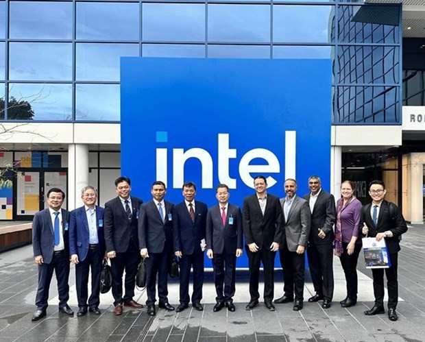Da Nang calls for investment from Intel, Marvell, Synopsys - ảnh 1
