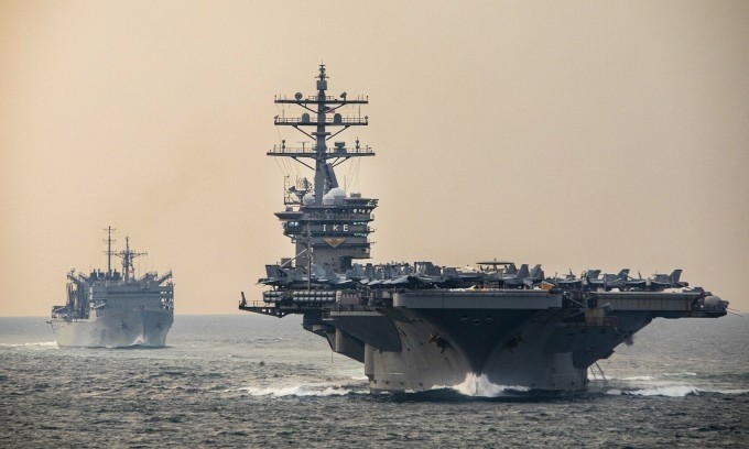 Yemen’s Houthi missile hits US ship, Israel intensifies its attacks on Gaza  - ảnh 1
