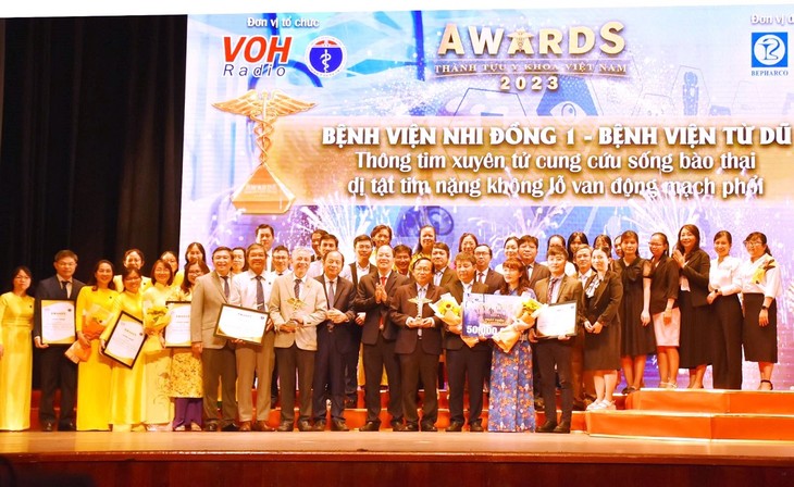 HCMC honors 12 medical projects - ảnh 1