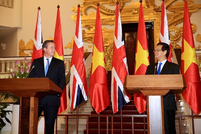 Вьетнам и Великобритания сделали совместное заявление - ảnh 1