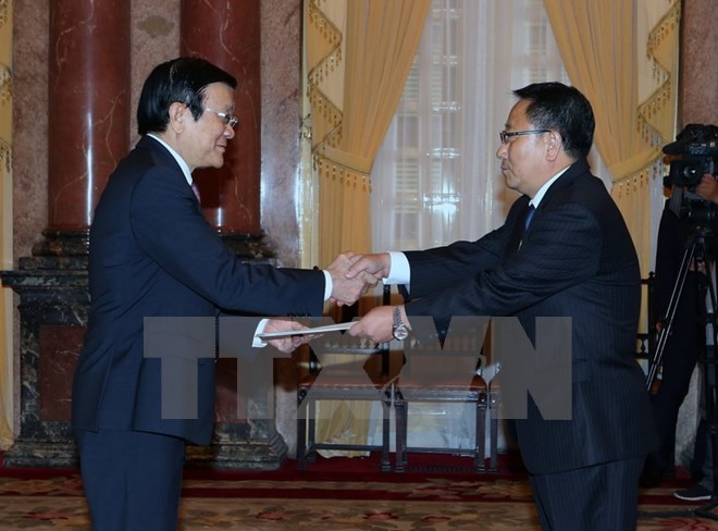 Президент Вьетнама принял иностранных послов, прибывших с верительными грамотами - ảnh 1