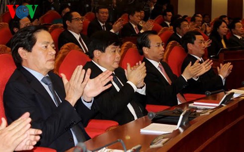 В Ханое завершился 2-й пленум ЦК Компартии Вьетнама 12-го созыва - ảnh 2