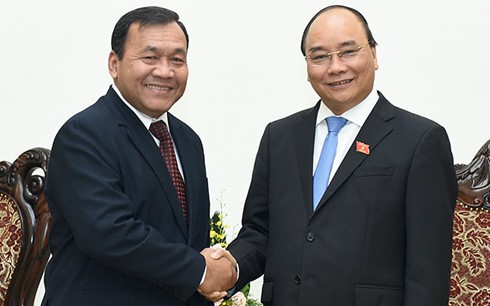 Премьер-министр Нгуен Суан Фук принял посла Камбоджи во Вьетнаме Хун Фани - ảnh 1