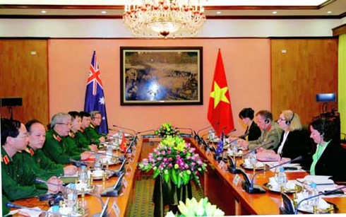 Вьетнам и Австралия провели диалог по вопросам дипломатии и обороны - ảnh 1