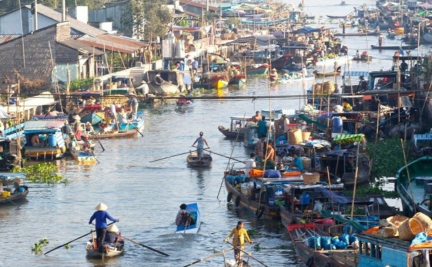 Плавучий рынок на перекрёстке рек в дельте реки Меконг - ảnh 2