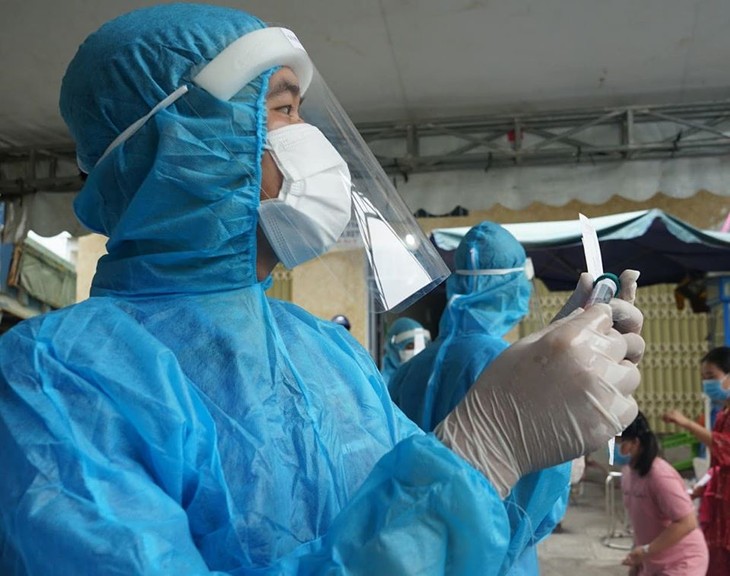 Во Вьетнаме зарегистрирован 91 новый случай заражения коронавирусом - ảnh 1