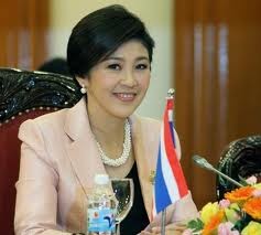 นายกรัฐมนตรีไทยได้เดินทางไปเยือนประเทศมาเลเซีย - ảnh 1