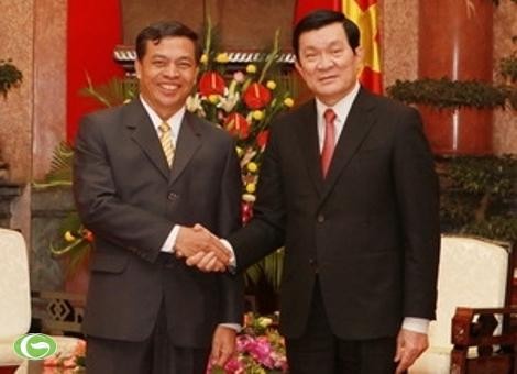 ประธานแห่งรัฐเวียดนามได้ให้การต้อนรับหัวหน้าสถาบันตรวจตราประชาชนสูงสุดลาว - ảnh 1