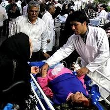 มีผู้เสียชีวิต๑๕๓คนจากเหตุแผ่นดินไหว๒ครั้งในอิหร่าน - ảnh 1