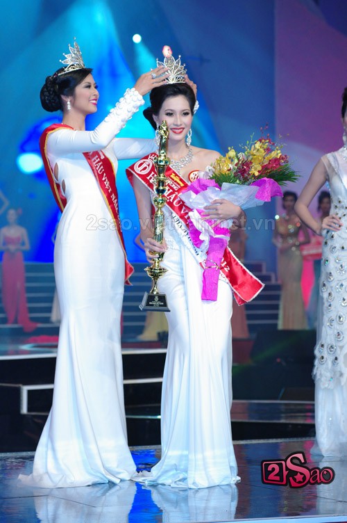 เก็บภาพการประกวด Miss Vietnam 2012 - ảnh 28