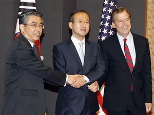 ญี่ปุ่น  สหรัฐและสาธารณรัฐเกาหลี เห็นพ้องร่วมมือในปัญหาของสาธารณรัฐประชาธิปไตยประชาชนเกาหลี  - ảnh 1
