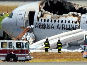 สหรัฐทำการสืบสวนหาสาเหตุกรณีอุบัติเหตุเครื่องบินของสายการบิน เอเชียน่า - ảnh 1