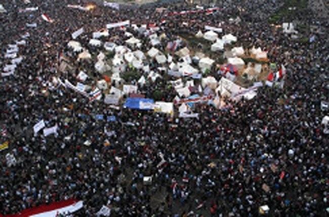 รัฐบาลเฉพาะกาลของอียิปต์ตัดสินใจสลายการชุมนุม - ảnh 1