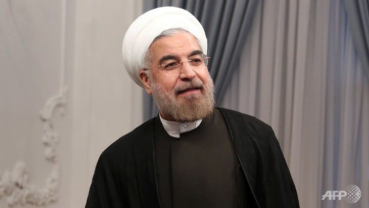นาย Hassan Rowhani  กลายเป็นประธานาธิบดีคนใหม่ของอิหร่านอย่างเป็นทางการ - ảnh 1