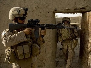 สหรัฐเร่งรัดให้อัฟกานิสถานผลักดันการเจรจาเกี่ยวกับข้อตกลงความมั่นคง - ảnh 1