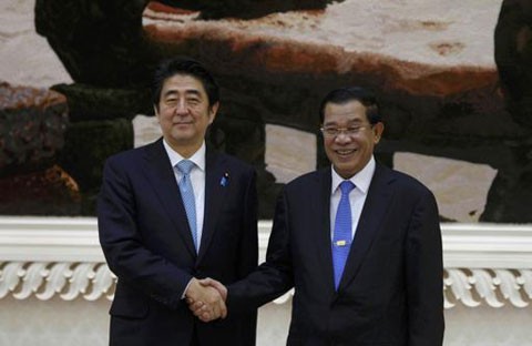ญี่ปุ่นและกัมพูชาเห็นพ้องที่จะยกระดับความสัมพันธ์ให้เป็นหุ้นส่วนยุทธศาสตร์   - ảnh 1