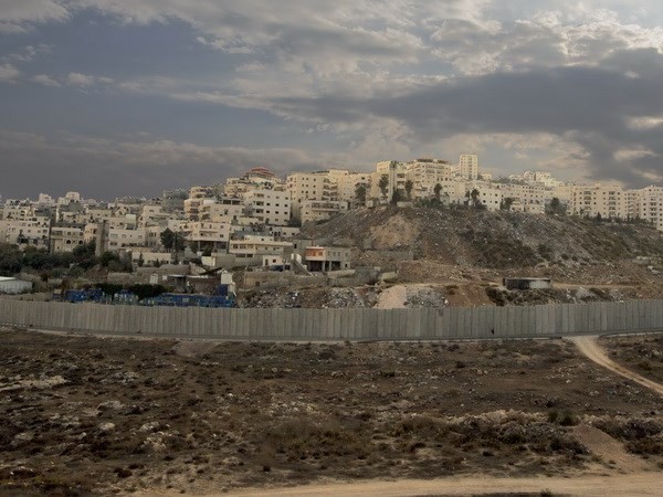 อิสราเอลอนุมัติแผนการก่อสร้างที่อยู่อาศัยใหม่อีกนับร้อยหลังในเขตเยรูซาเล็มตะวันออก - ảnh 1