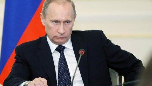 ประธานาธิบดีรัสเซียเห็นว่า วิกฤตในยูเครนมีลักษณะภายใน - ảnh 1