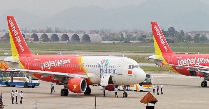สายการบินVietjet Airเปิดเส้นทางบินตรงระหว่างกรุงฮานอยกับเมืองเสียมราฐ ประเทศกัมพูชา  - ảnh 1