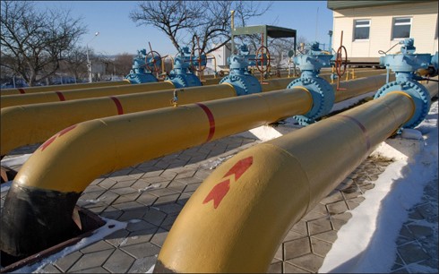 รัสเซียมีแผนยุติการส่งก๊าซธรรมชาติผ่านยูเครน - ảnh 1