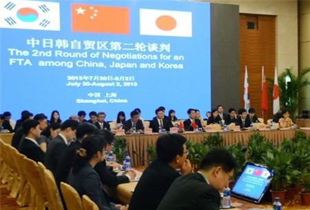 สาธารณรัฐเกาหลี จีนและญี่ปุ่นจัดการเจรจารอบใหม่เกี่ยวกับข้อตกลงเอฟทีเอ - ảnh 1