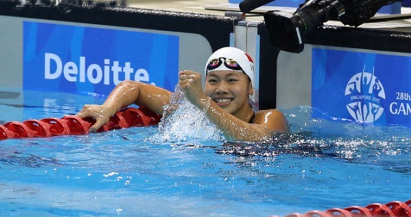 เงือกสาวเหงียนถิแอ๊งเวียนคว้าเหรียญทองแดงในการแข่งขันว่ายน้ำชิงแชมป์โลก - ảnh 1