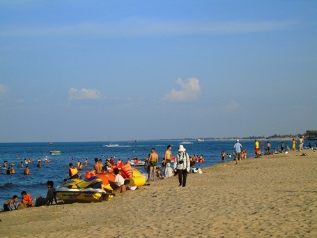 ชายหาดเหญิดเหลเป็น๑ในสถานที่ท่องเที่ยวทางทะเล๑๐แห่งที่น่าสนใจของเวียดนาม - ảnh 1
