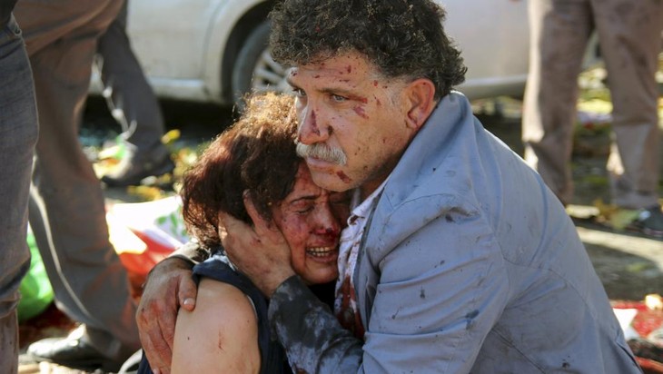 ตุรกีประกาศไว้ทุกข์ทั่วประเทศ๓วันต่อผู้เสียชีวิตจากเหตุระเบิดนองเลือด - ảnh 1