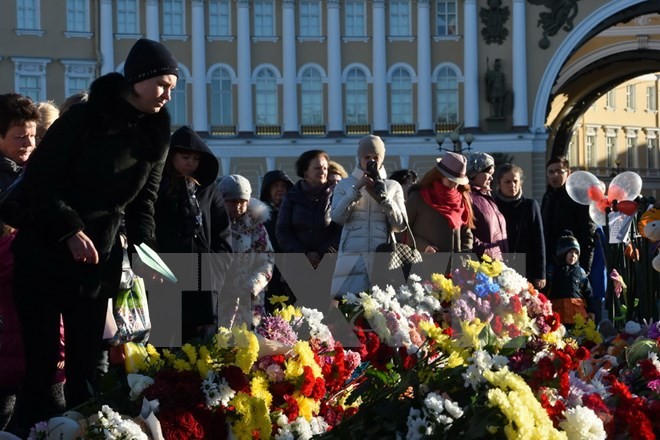 รัสเซียสามารถชันสูตรศพของผู้เสียชีวิตได้๕๘รายจากเหตุเครื่องบินตก - ảnh 1