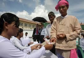 การเลือกตั้งในพม่าเป็นการเลือกตั้งที่น่าเชื่อถือและโปร่งใส   - ảnh 1
