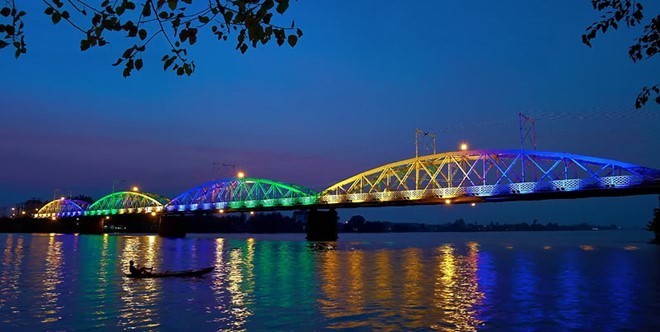 สะพานที่มีอายุนับร้อยปีในเวียดนาม - ảnh 11