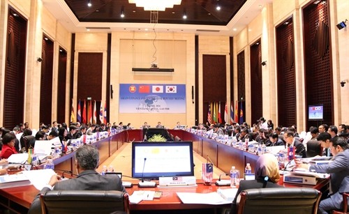 การประชุมรัฐมนตรีช่วยว่าการกระทรวงการคลังและรองผู้ว่าการธนาคารส่วนกลางอาเซียน+๓ - ảnh 1