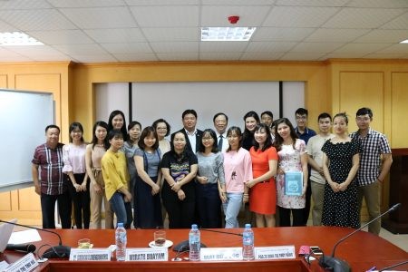 สมาคมนักข่าวเวียดนามและสมาคมนักข่าวนักหนังสือพิมพ์แห่งประเทศไทยขยายความร่วมมือในด้านการฝึกอบรมภาษา - ảnh 1
