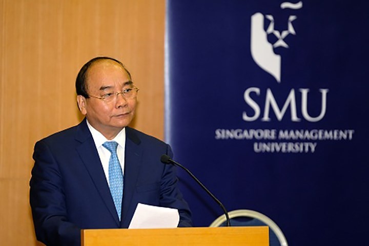นายกรัฐมนตรีเวียดนามเสร็จสิ้นการเยือนสิงคโปร์และเข้าร่วมการประชุมผู้นำอาเซียน - ảnh 1