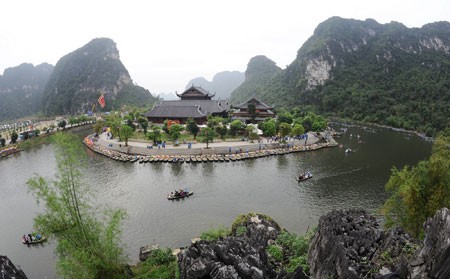 Trang An-Ninh Binh complex recognized as world heritage site - ảnh 1