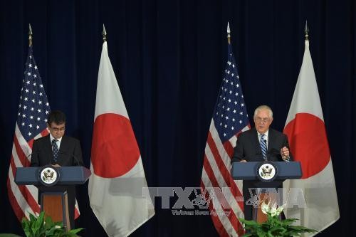 US, Japan, South Korea agree to raise pressure on North Korea - ảnh 1