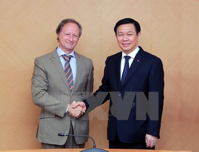 EU-Vietnam FTA needs to balance interests: Deputy PM - ảnh 1
