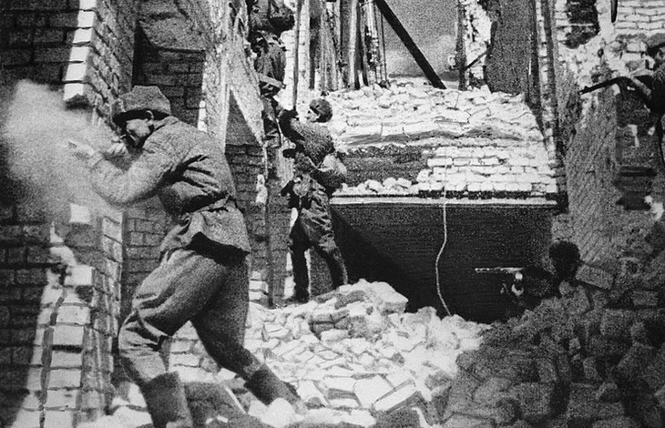 Russia marks 75th anniversary of Stalingrad Victory - ảnh 1