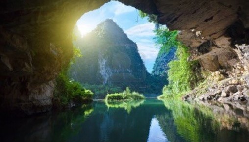 Phong Nha-Ke Bang National Park attracts tourists - ảnh 1