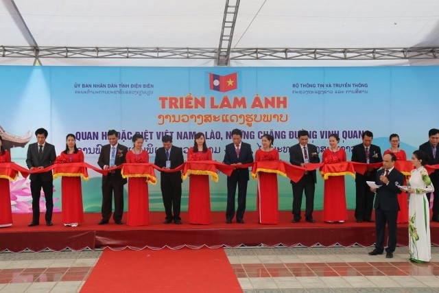 Vietnam-Lao Special Friendship Festival opens - ảnh 1