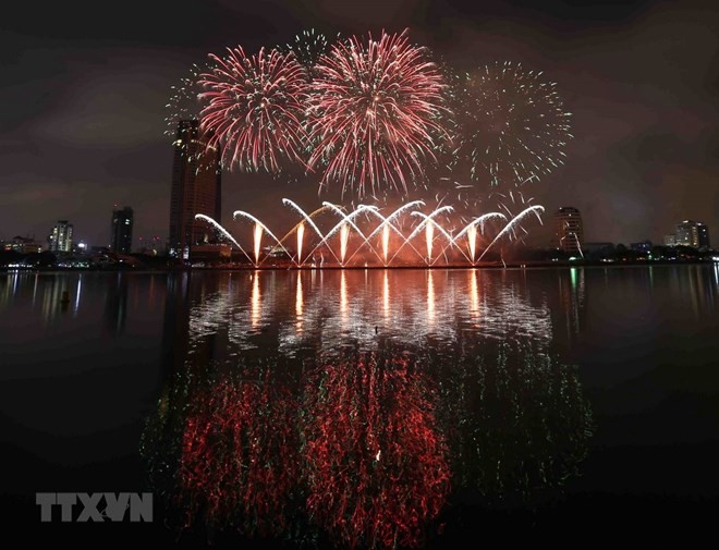 Da Nang int’l fireworks festival to open in June - ảnh 1