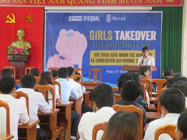 Swedish Ambassador, Vietnamese girl join #GirlsTakeover campaign - ảnh 1