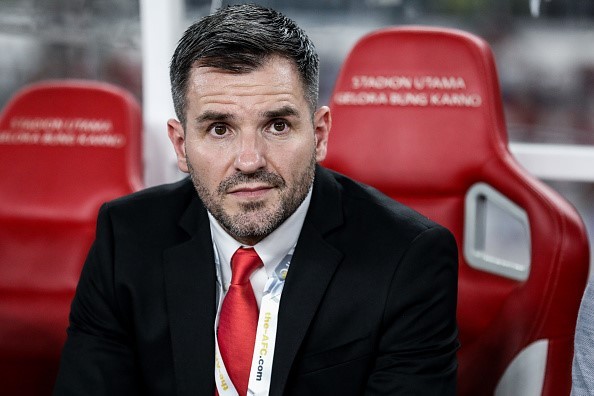 Indonesia to sack Simon McMenemy after 2022 World Cup qualifying match against Vietnam - ảnh 1