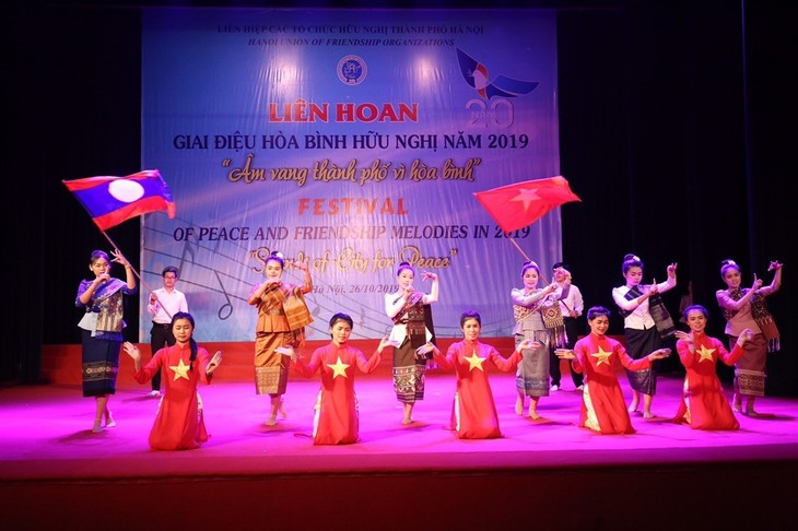 Festival of peace and friendship melodies 2019 opens - ảnh 1
