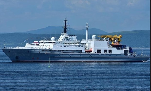 Russian search and rescue support vessel visits Vietnam - ảnh 1